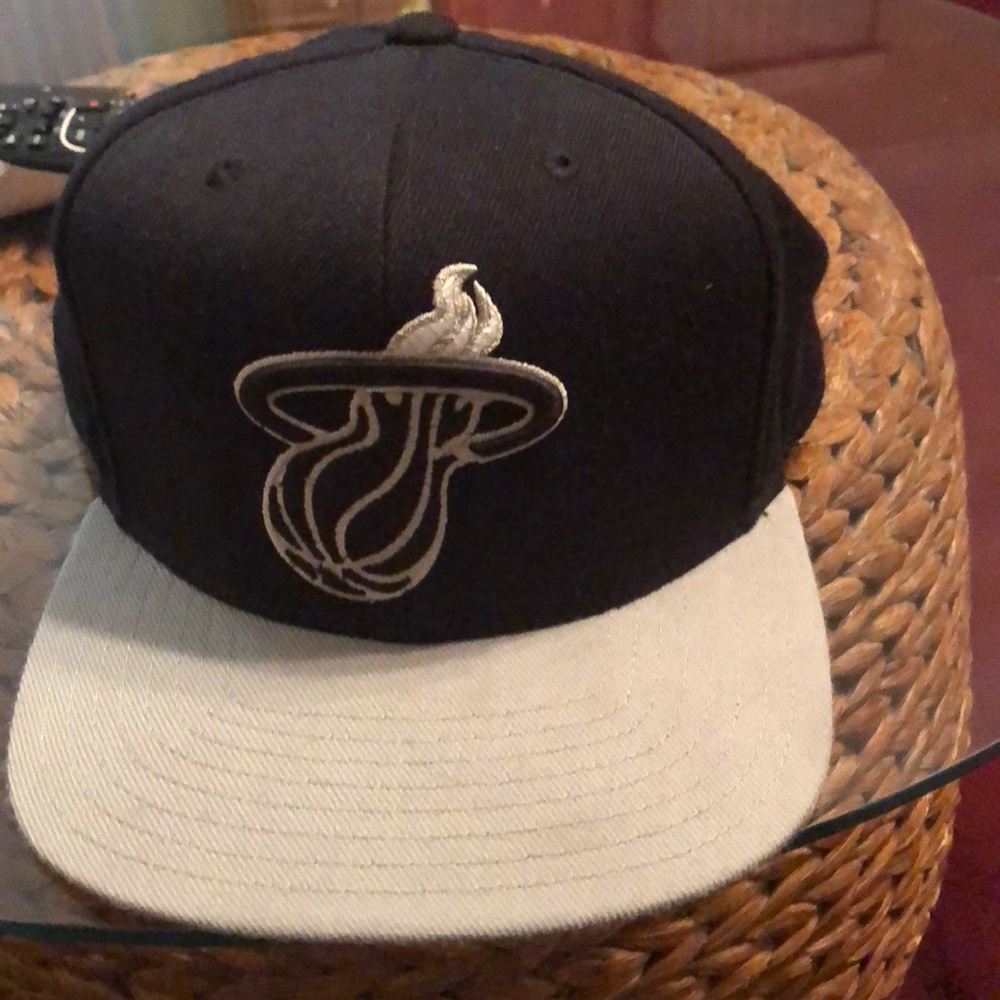 Miami heat SnapBack hat